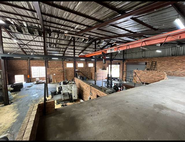 700M² WAREHOUSE TO LET IN BRAKPAN CENTRAL